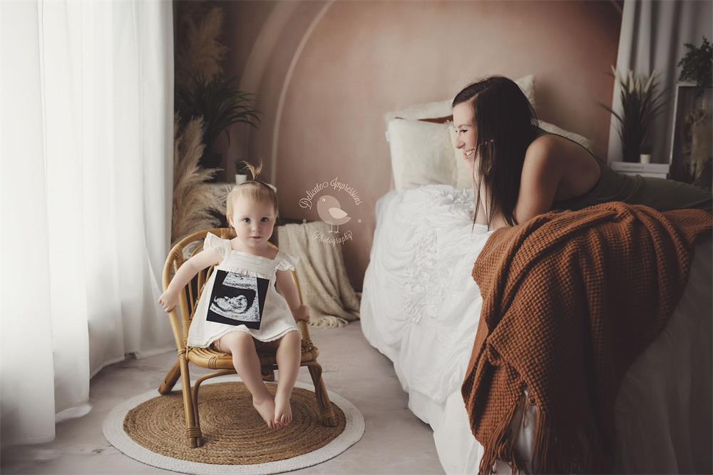 Kate Boho Art Arch Wall Backdrop Designed by Kate Image（note:with a little reddish brown）