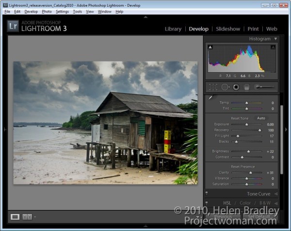 Let us tell you how you can straighten up photos in Lightroom in 3 simple steps. 