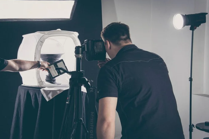 How to Use a Light Tent for Small Product Photography 